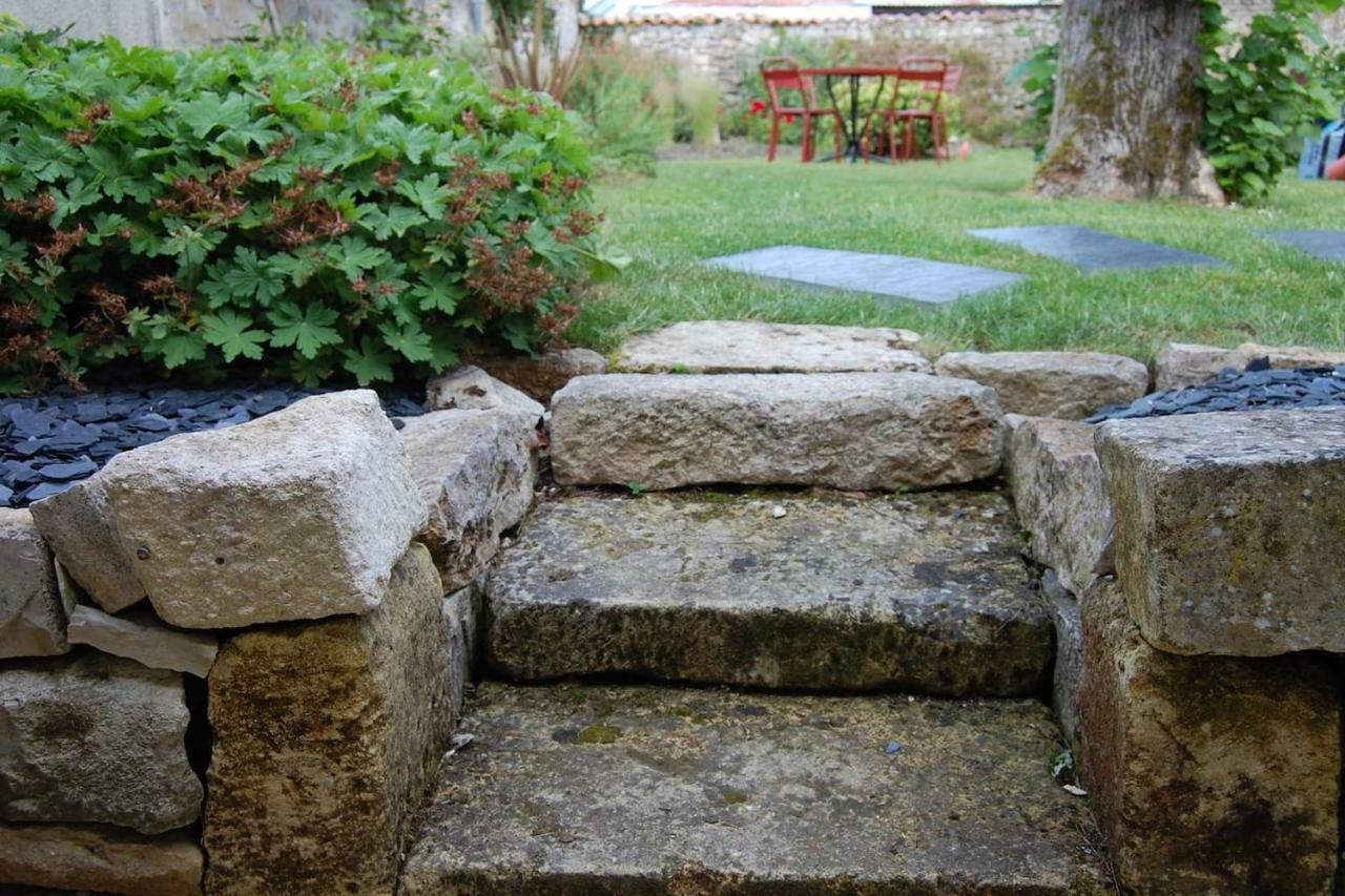 Petit Gite En Braconne La Rochette  Dış mekan fotoğraf
